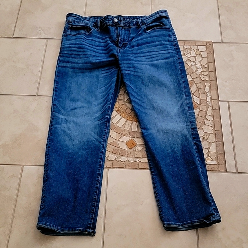 American Eagle Airflex men's jeans. Relaxed straight fit. In great condition.